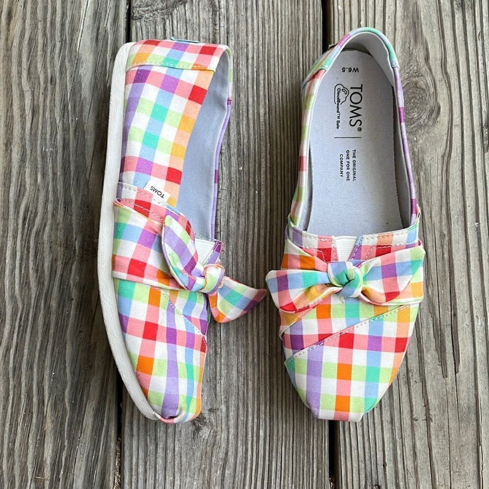 Toms checkered print flats